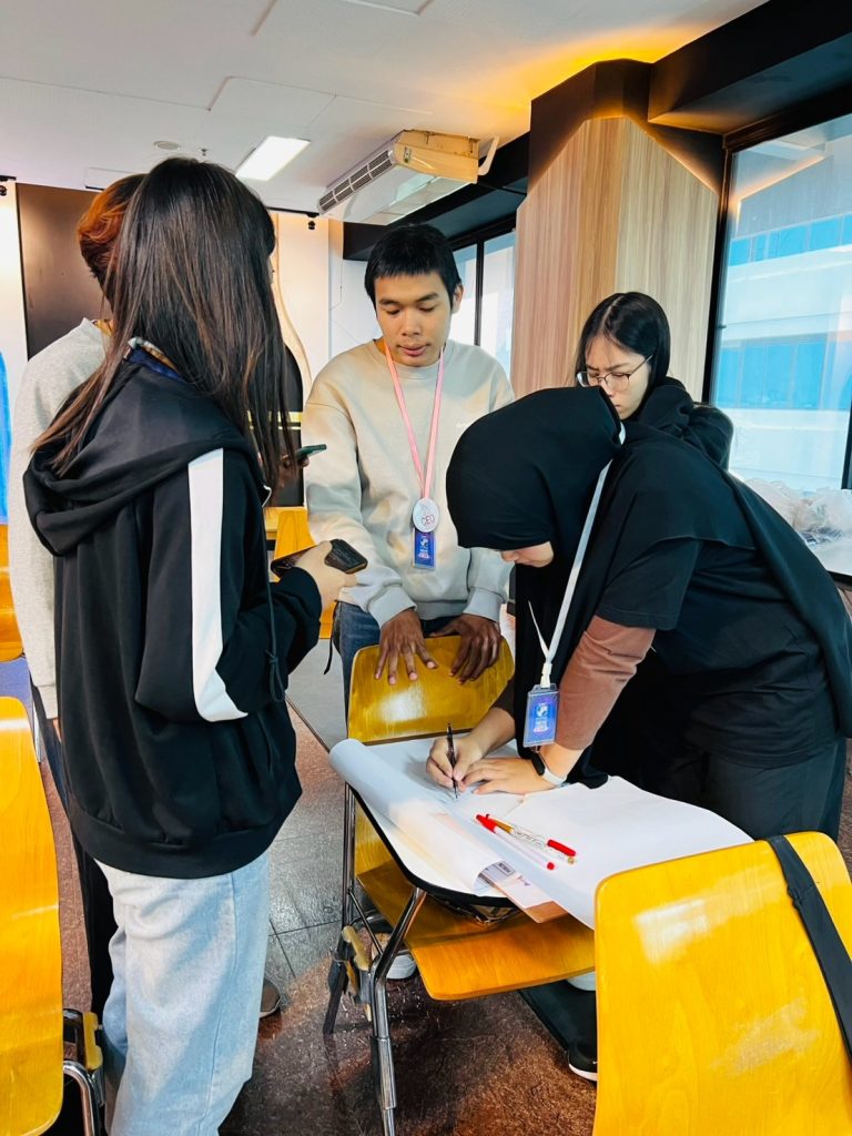 LAUNCH X: เตรียมตัวสู่สตาร์ทอัพ – เปลี่ยนไอเดีย สู่ธุรกิจจริง img00141